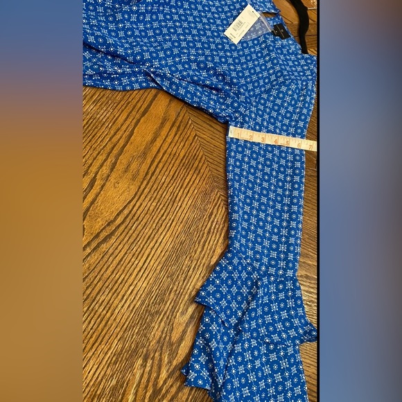 Worthington NWT White Blue Tile Blouse with Bell Ruffle Long Sleeve Size Medium - Picture 5 of 5